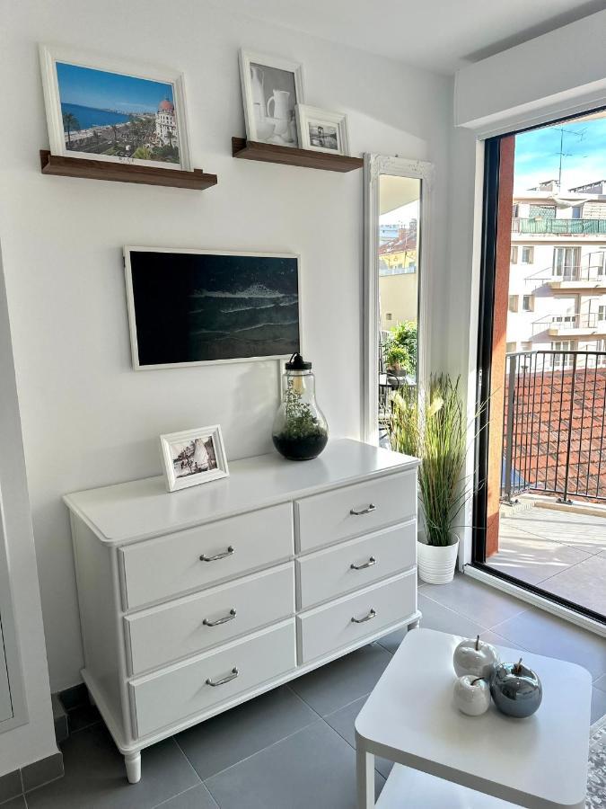 Charmant Studio A Proximite Du Port De Nizza Exterior foto